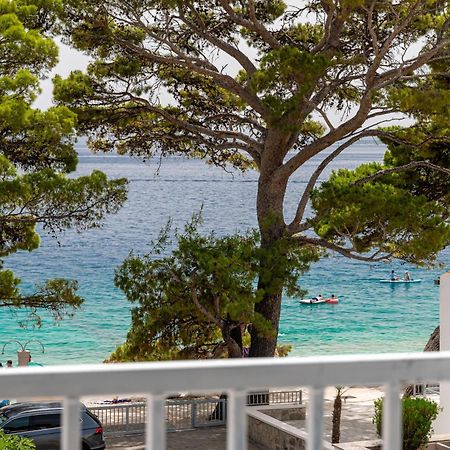 Aurora Beachfront Luxury Rooms&Suites เบรลา ภายนอก รูปภาพ