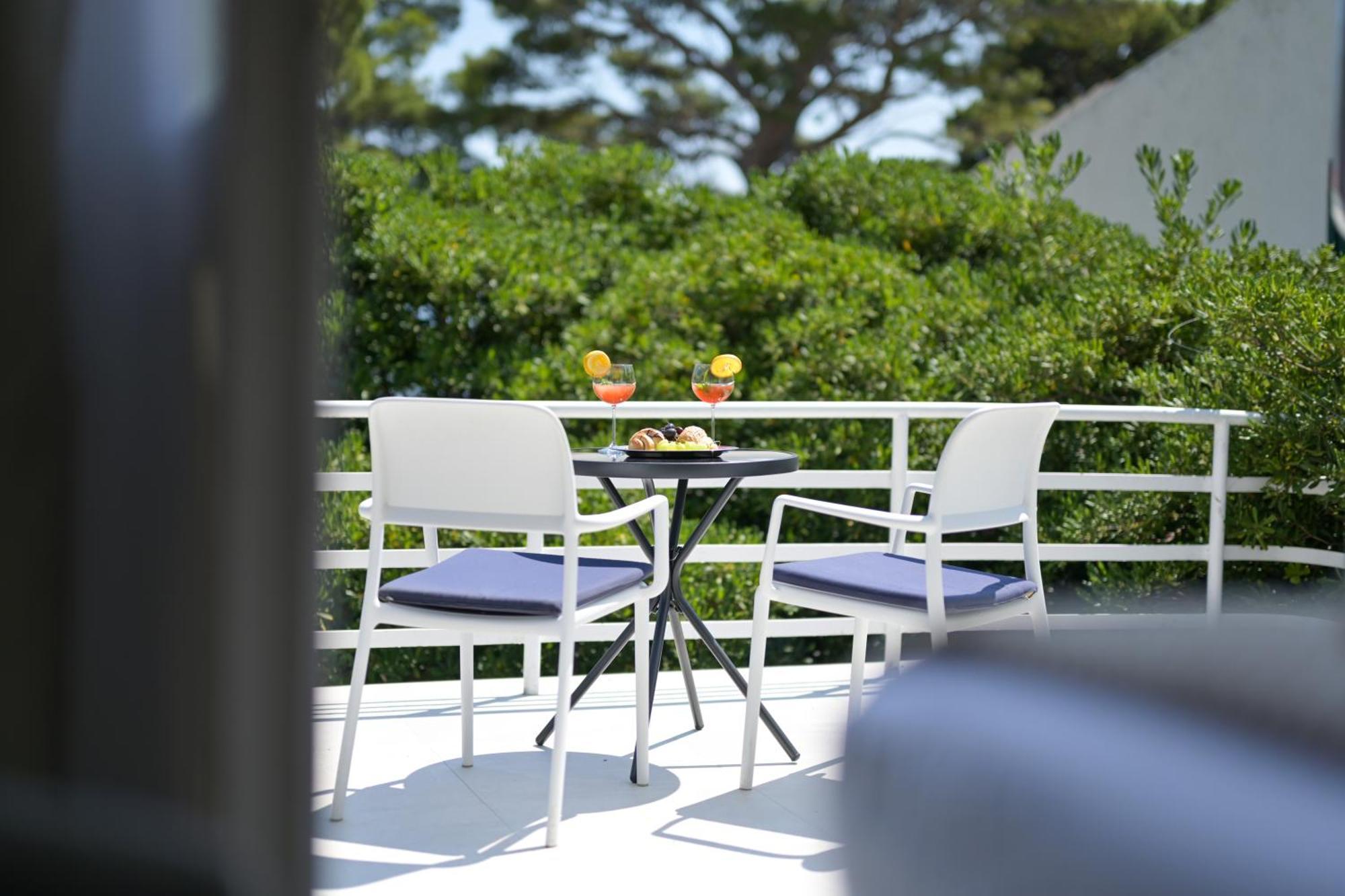 Aurora Beachfront Luxury Rooms&Suites เบรลา ห้อง รูปภาพ